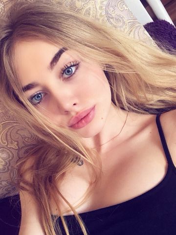 Ева